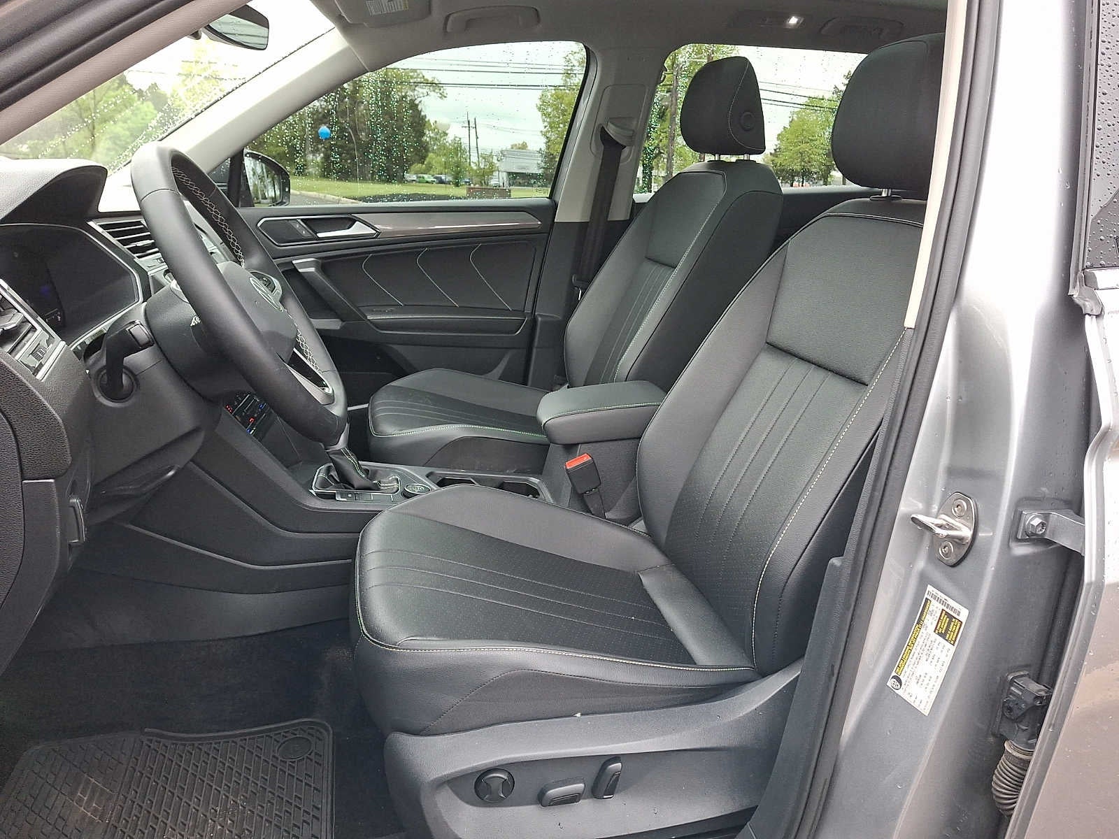2023 Volkswagen Tiguan 2.0T SE 4MOTION