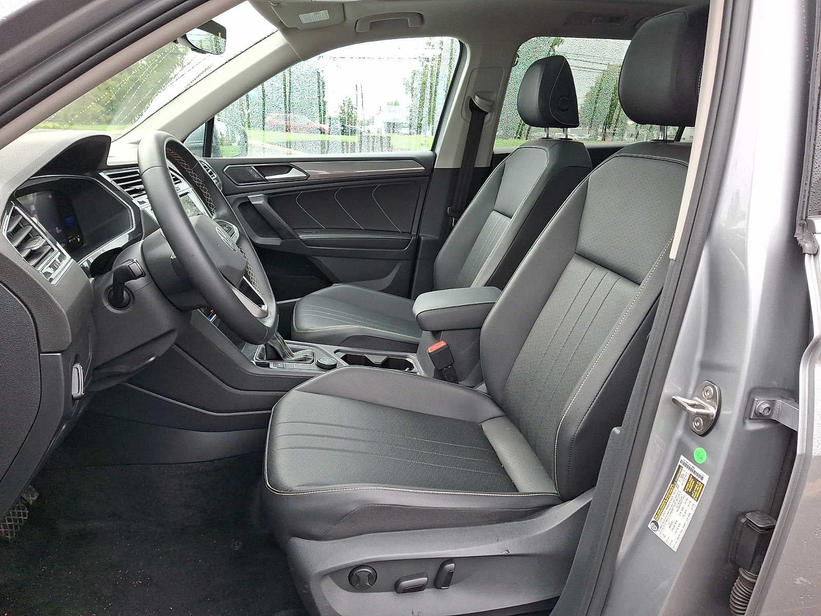 2023 Volkswagen Tiguan 2.0T SE 4MOTION