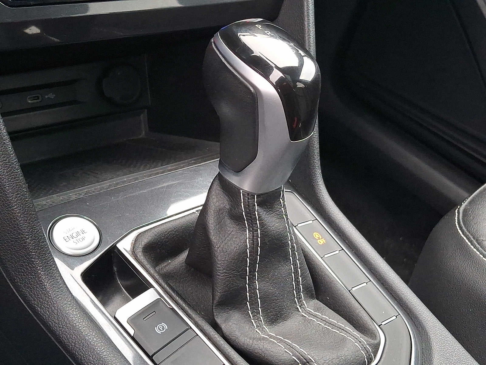 2023 Volkswagen Tiguan 2.0T SE 4MOTION