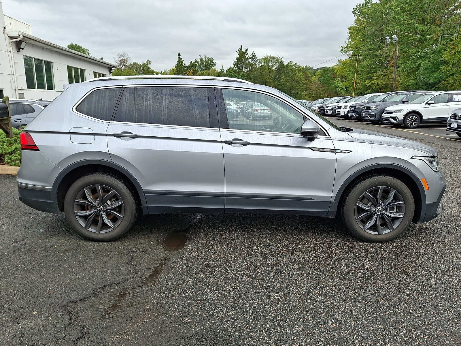 2023 Volkswagen Tiguan 2.0T SE 4MOTION