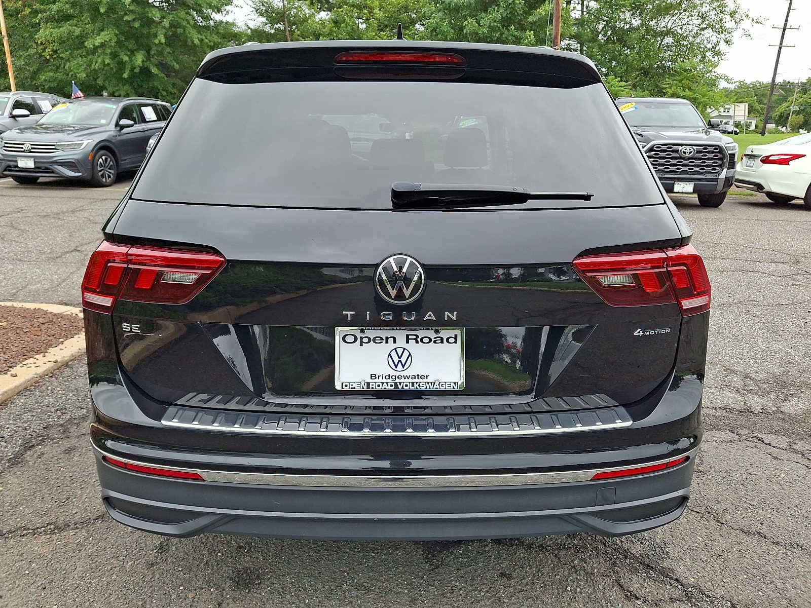 2024 Volkswagen Tiguan 2.0T SE 4MOTION