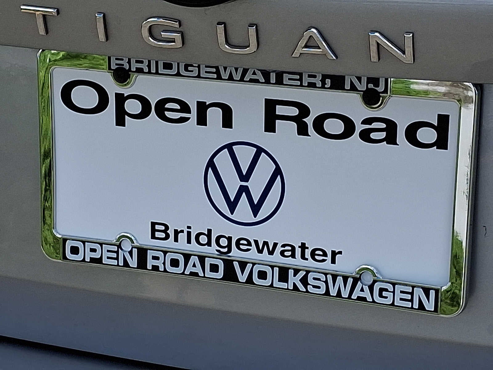 2025 Volkswagen Tiguan 2.0T SE 4MOTION