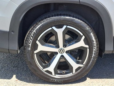 2025 Volkswagen Tiguan 2.0T SE 4MOTION