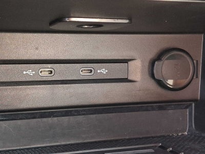 2025 Volkswagen Taos SE FWD