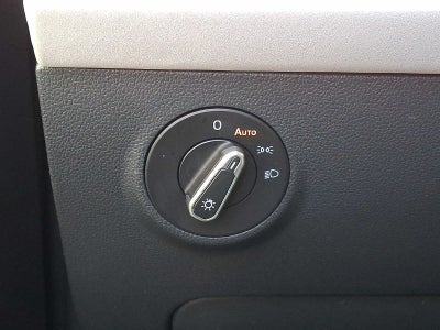 2025 Volkswagen Taos SE 4MOTION