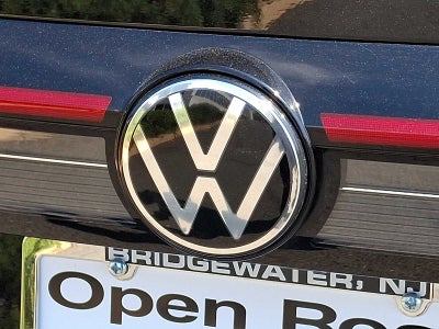2025 Volkswagen Taos SE 4MOTION