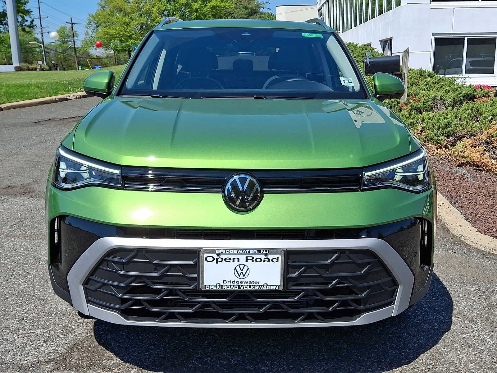 2025 Volkswagen Taos SE 4MOTION