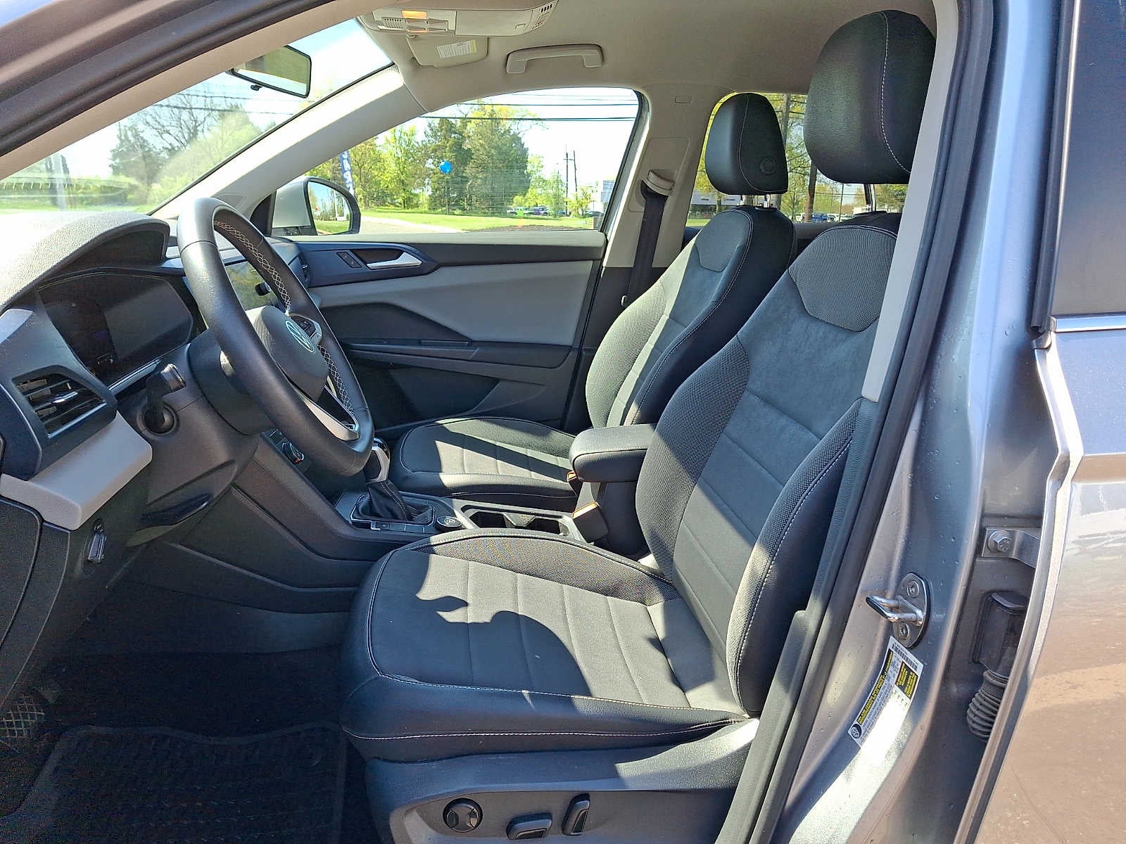2022 Volkswagen Taos SE 4MOTION