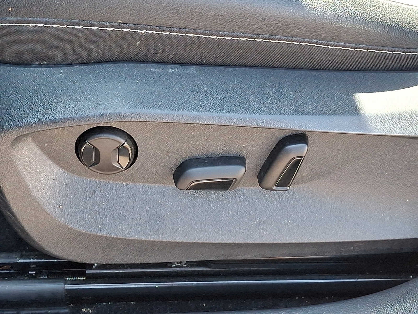 2022 Volkswagen Taos SE 4MOTION