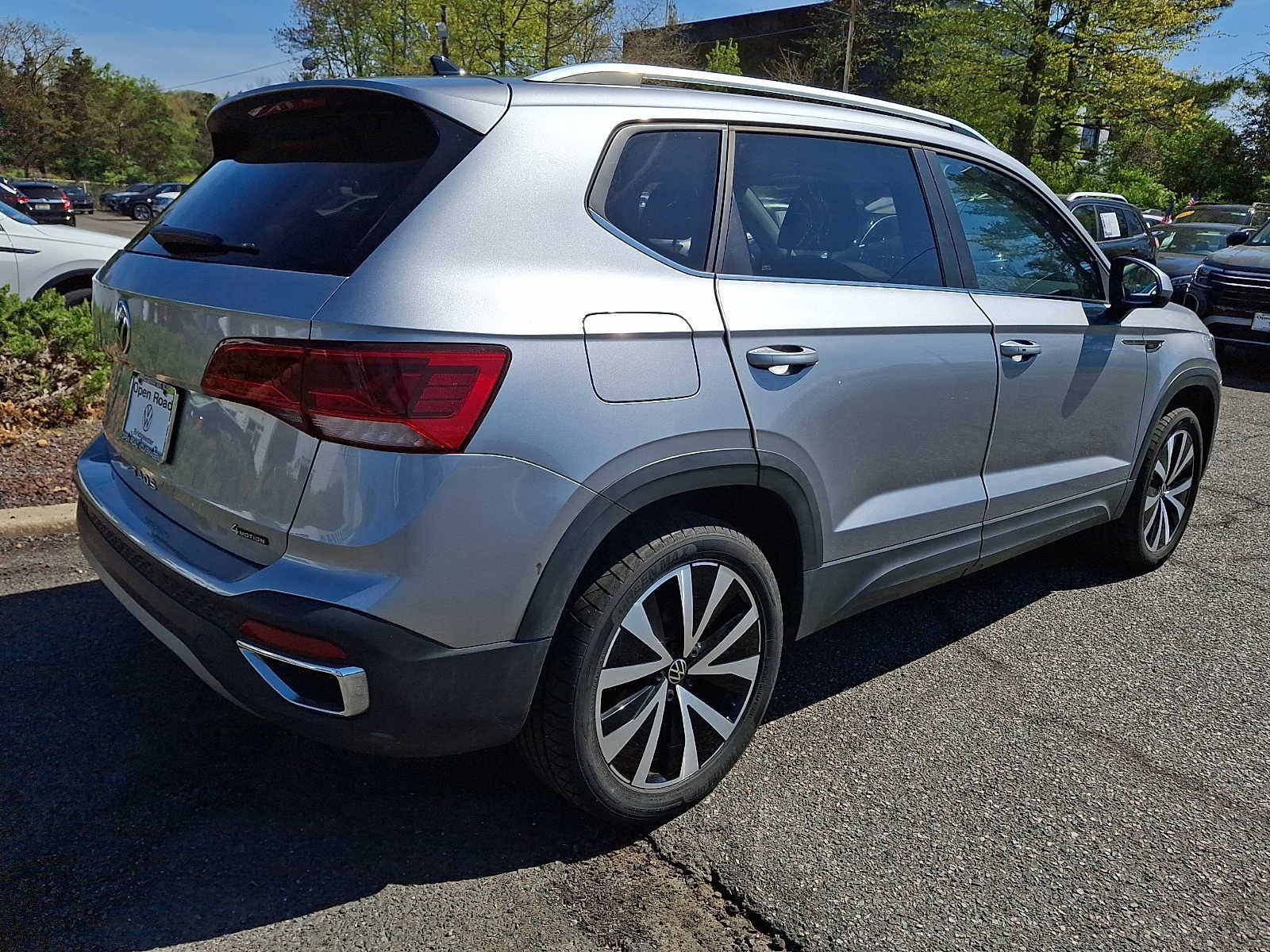 2022 Volkswagen Taos SE 4MOTION