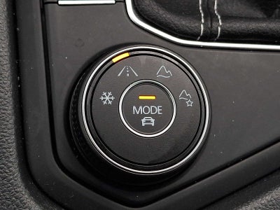 2022 Volkswagen Taos SE 4MOTION
