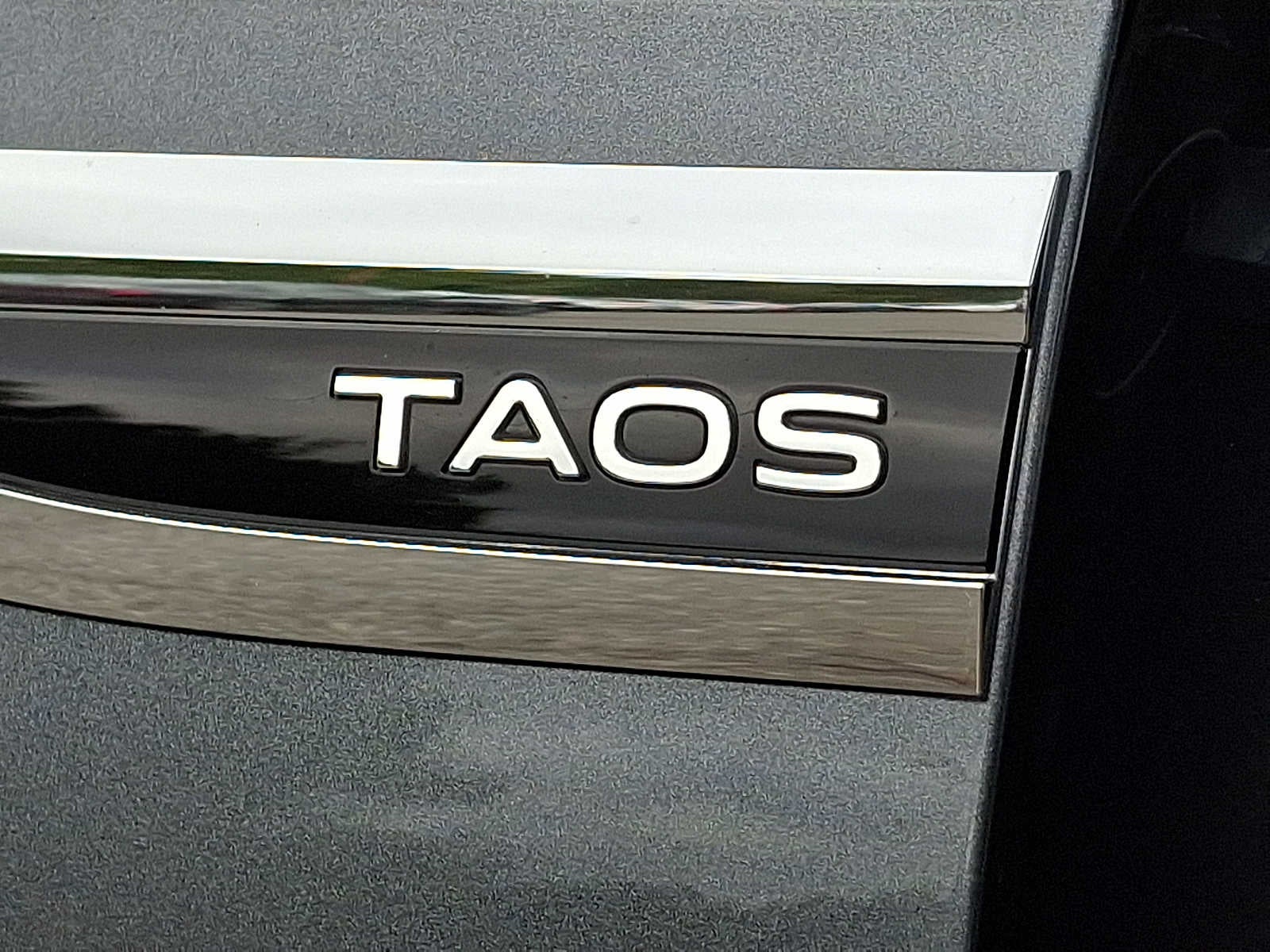 2022 Volkswagen Taos SE 4MOTION