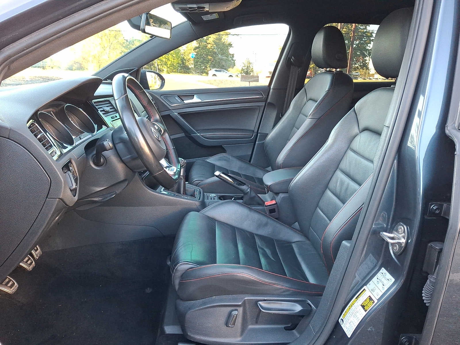 2019 Volkswagen Golf GTI 2.0T SE Manual