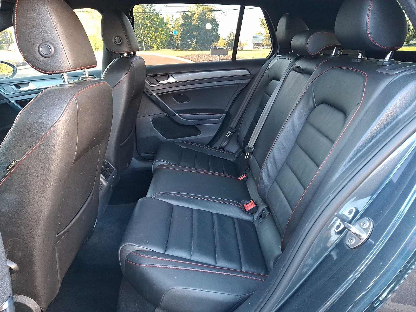 2019 Volkswagen Golf GTI 2.0T SE Manual