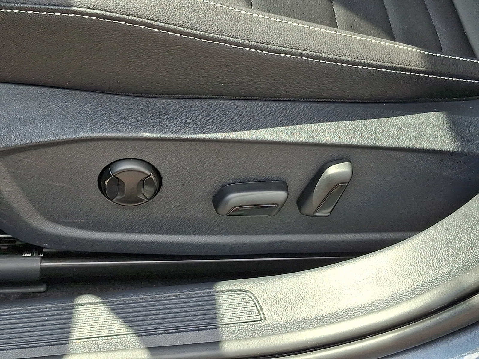 2023 Volkswagen Jetta SE Auto