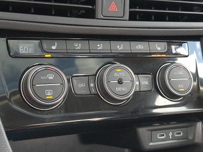 2023 Volkswagen Jetta SE Auto