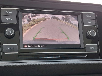 2023 Volkswagen Jetta SE Auto