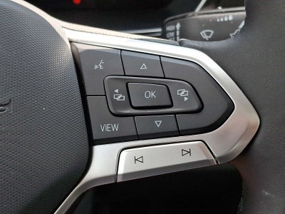 2023 Volkswagen Jetta SE Auto