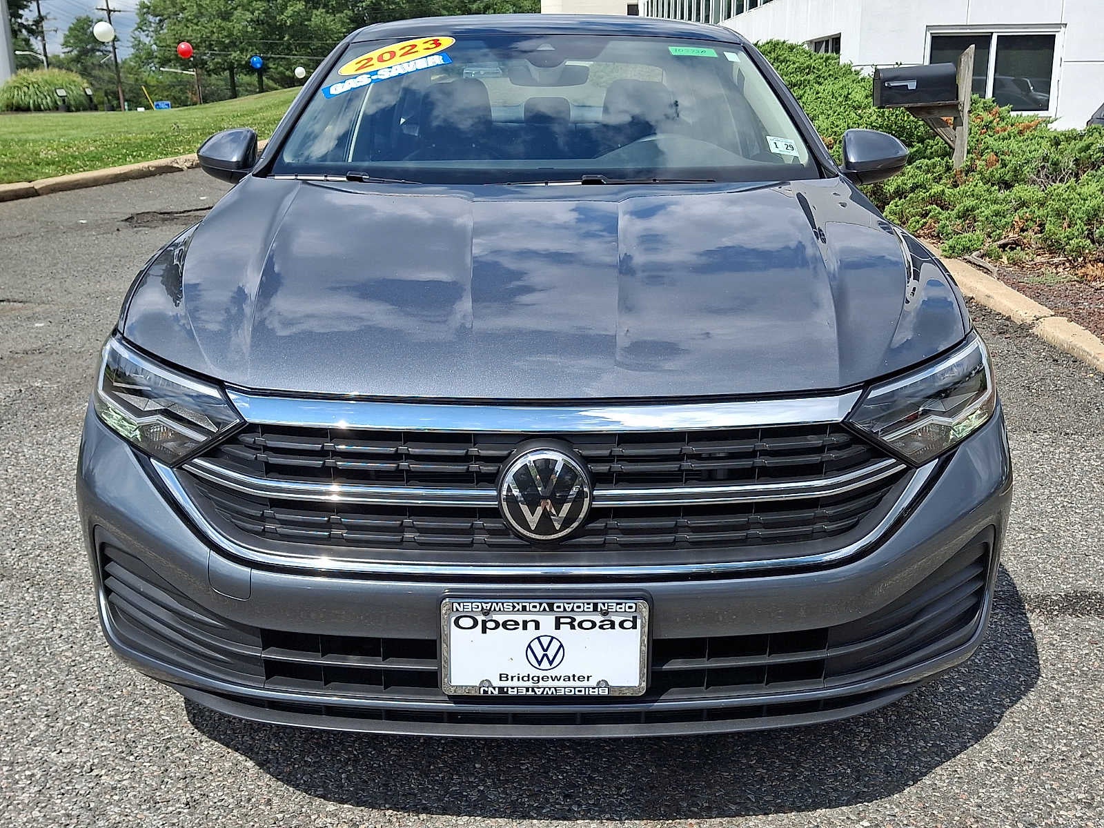 2023 Volkswagen Jetta SE Auto