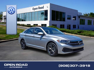 2023 Volkswagen Jetta SE Auto