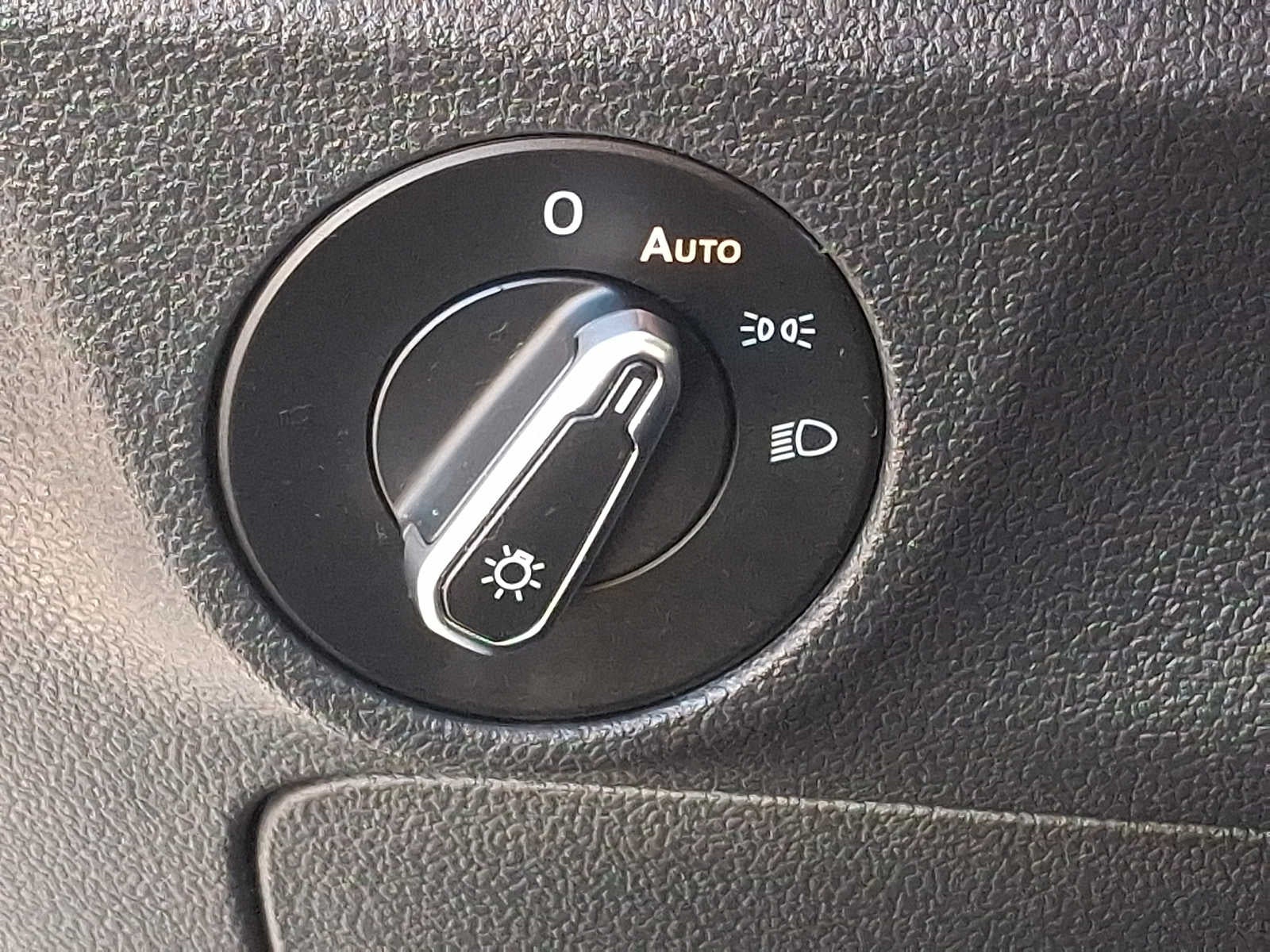 2024 Volkswagen Jetta Sport Auto