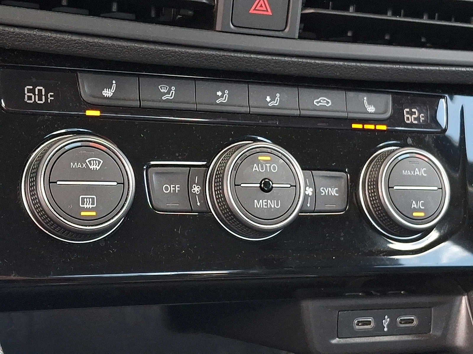 2022 Volkswagen Jetta SE Auto