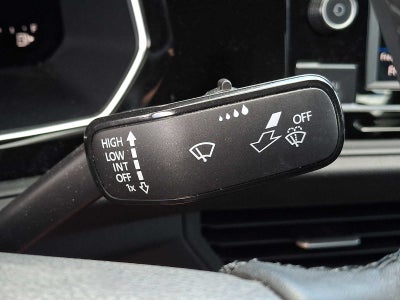 2022 Volkswagen Jetta SE Auto