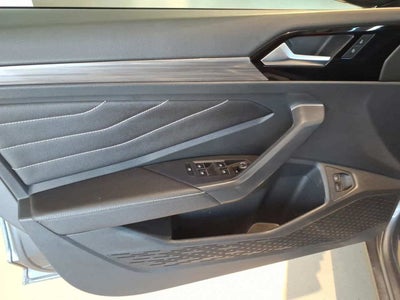 2023 Volkswagen Jetta SEL Auto