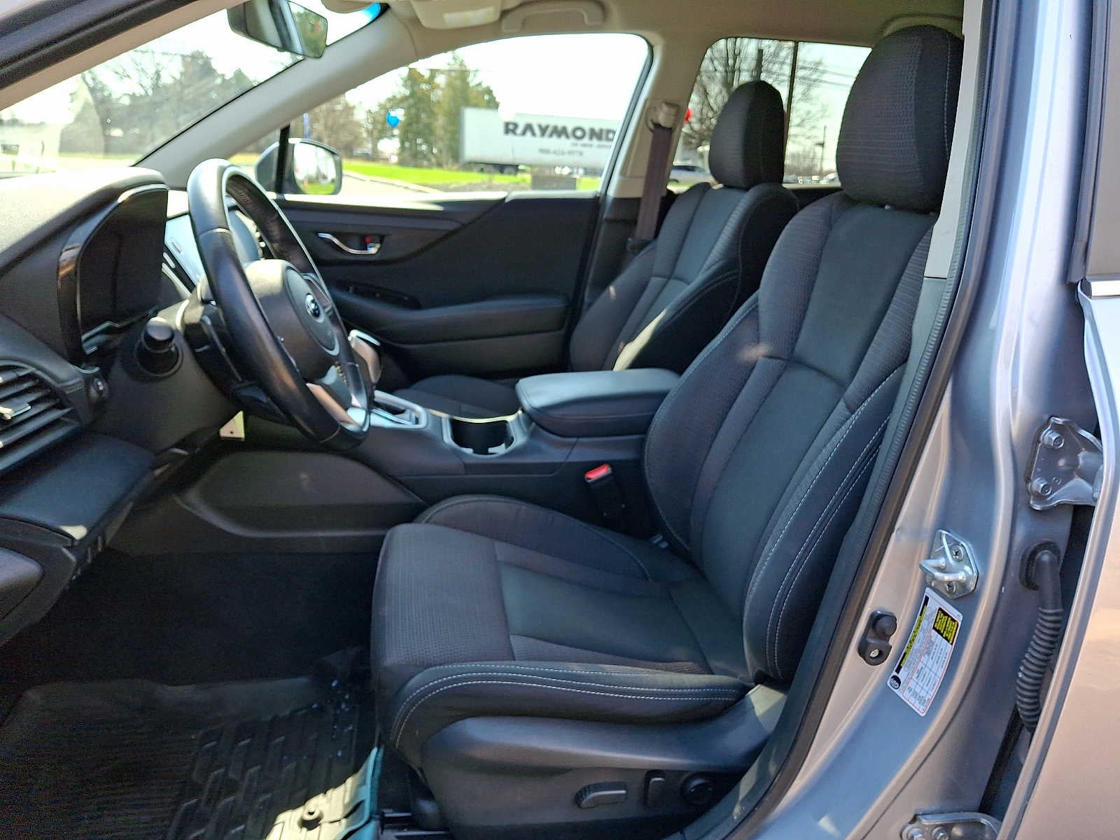 2022 Subaru Outback Premium CVT
