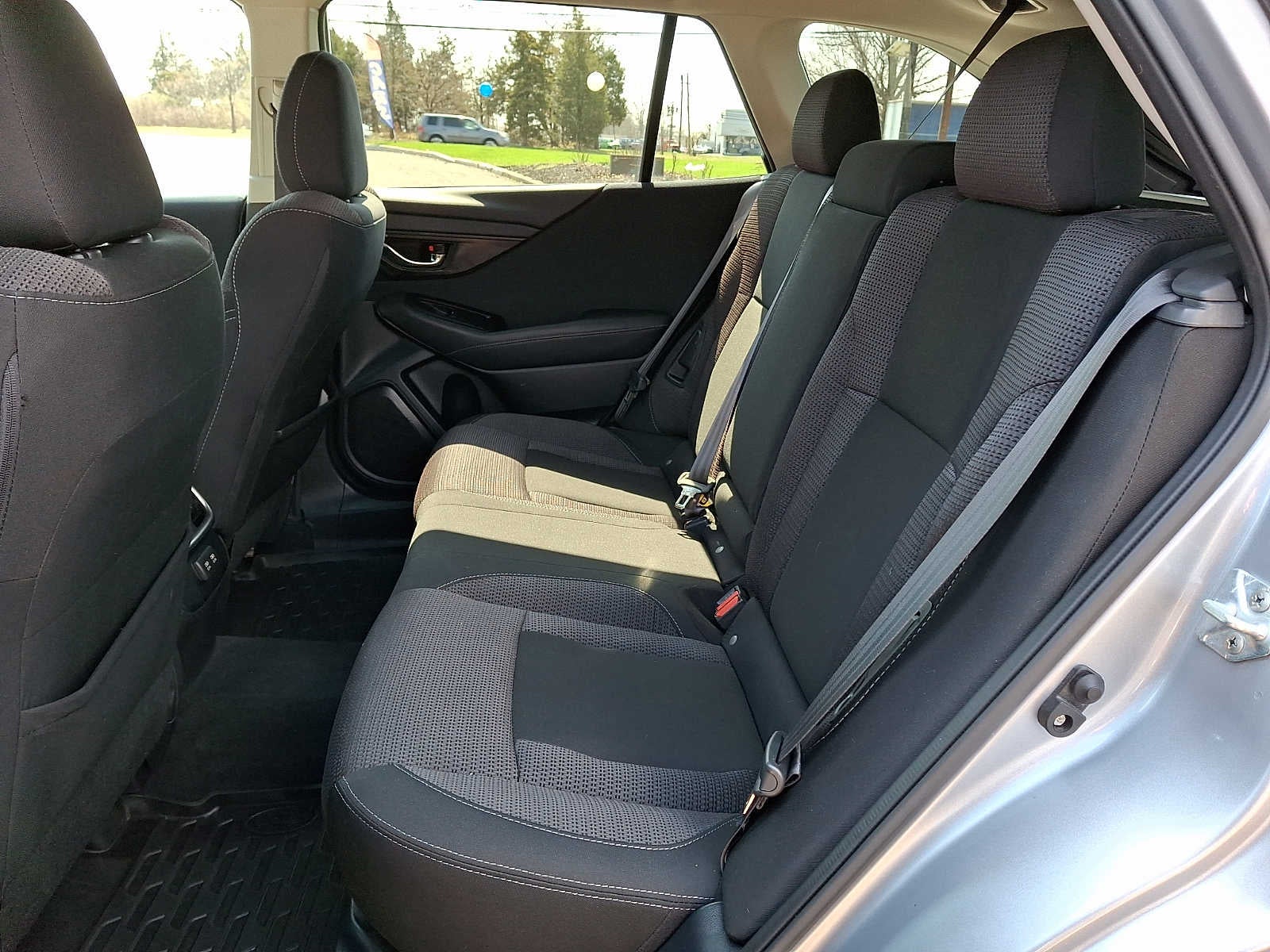 2022 Subaru Outback Premium CVT