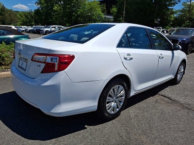 2012 Toyota Camry 4dr Sdn I4 Auto LE