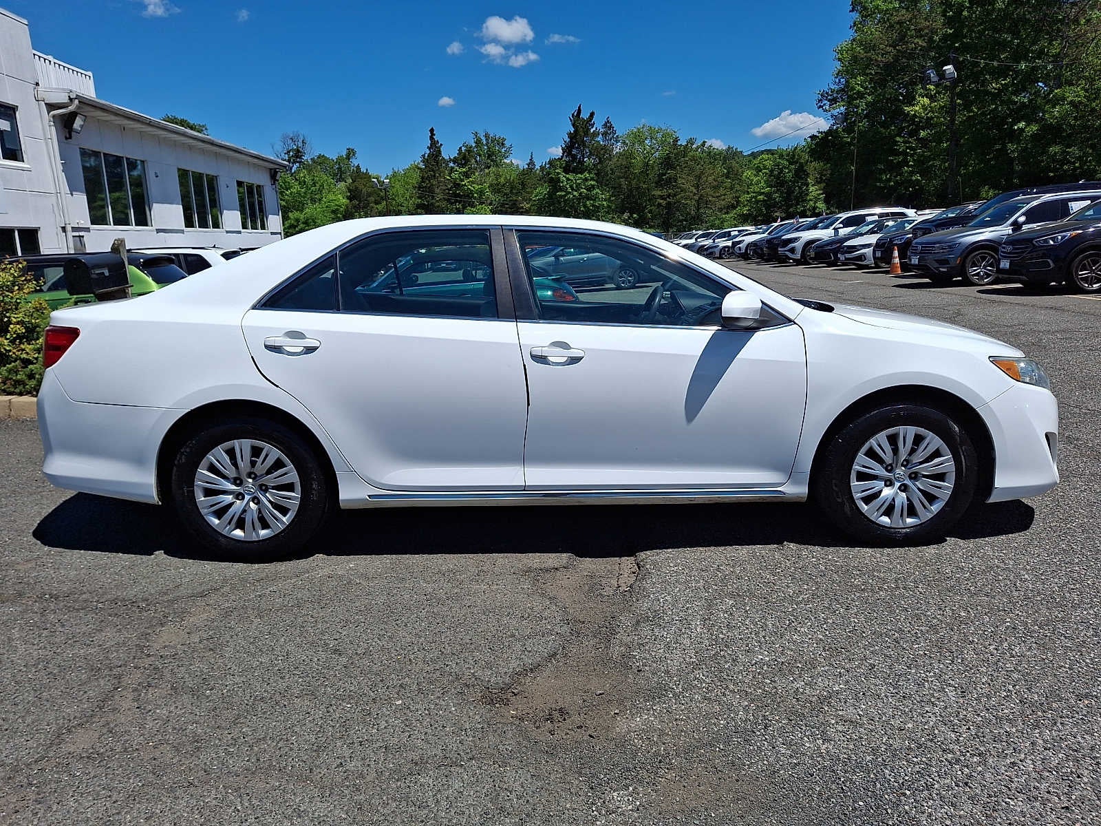 2012 Toyota Camry 4dr Sdn I4 Auto LE