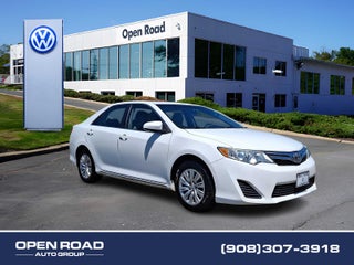 2012 Toyota Camry 4dr Sdn I4 Auto LE