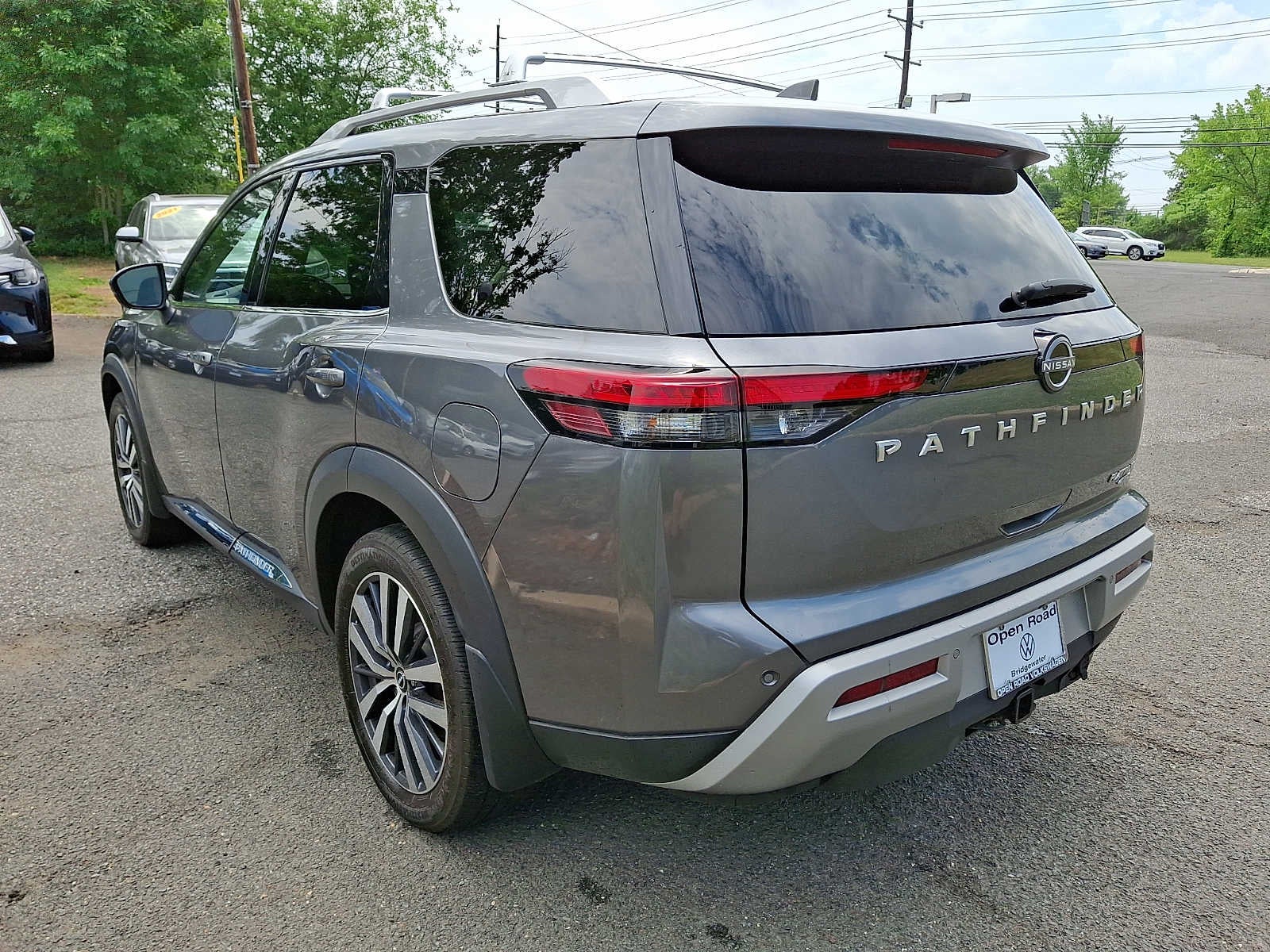 2022 Nissan Pathfinder Platinum 4WD