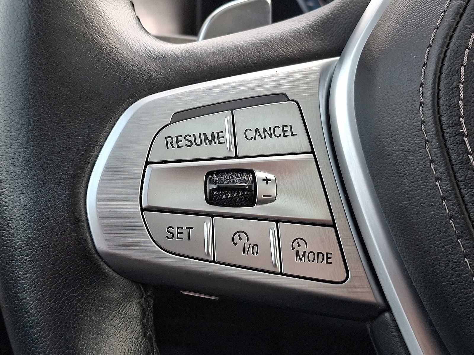 2023 BMW X7 xDrive40i Sports Activity Vehicle