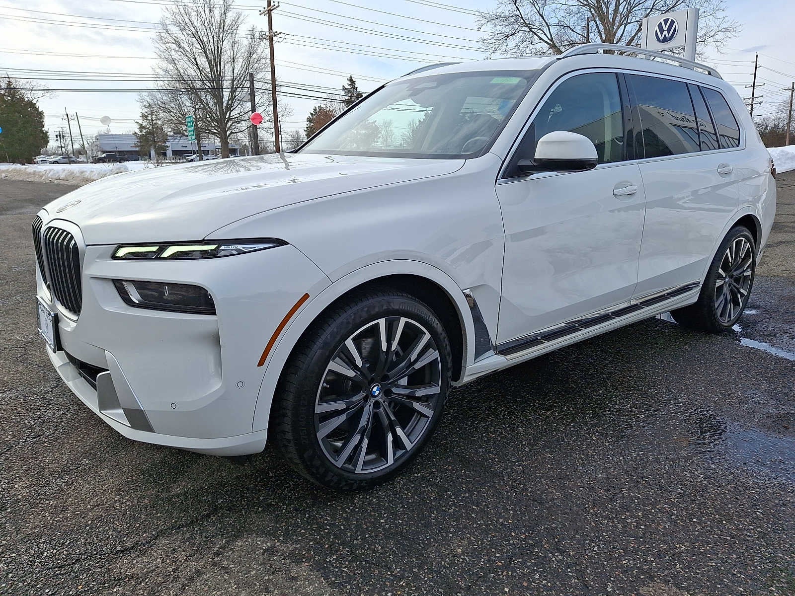 2023 BMW X7 xDrive40i Sports Activity Vehicle