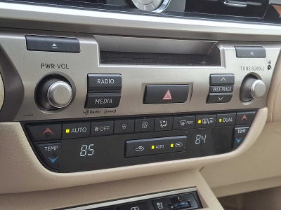 2013 Lexus ES 300h 4dr Sdn Hybrid