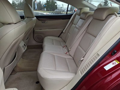 2013 Lexus ES 300h 4dr Sdn Hybrid