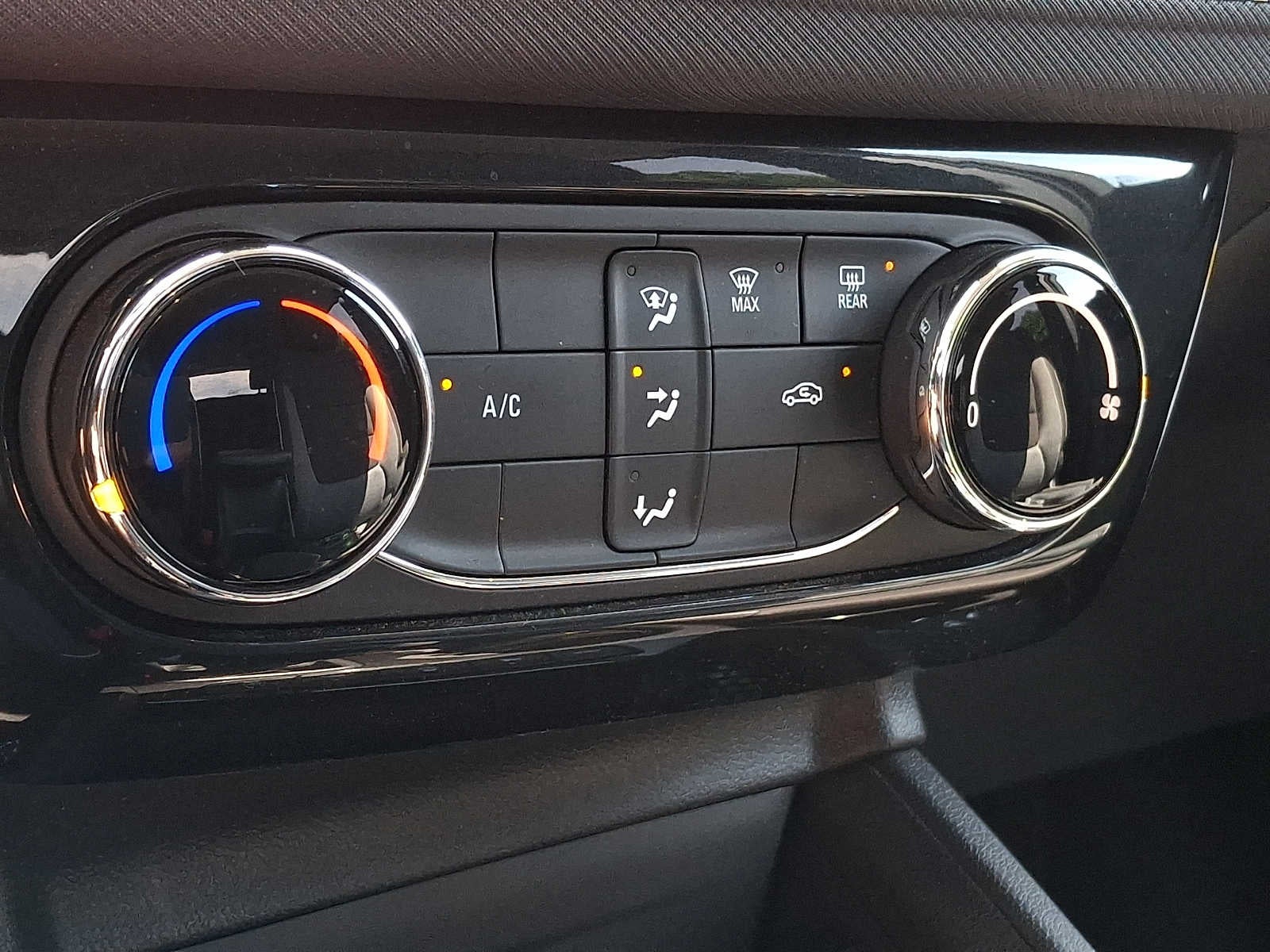 2024 Chevrolet TrailBlazer AWD 4dr LT
