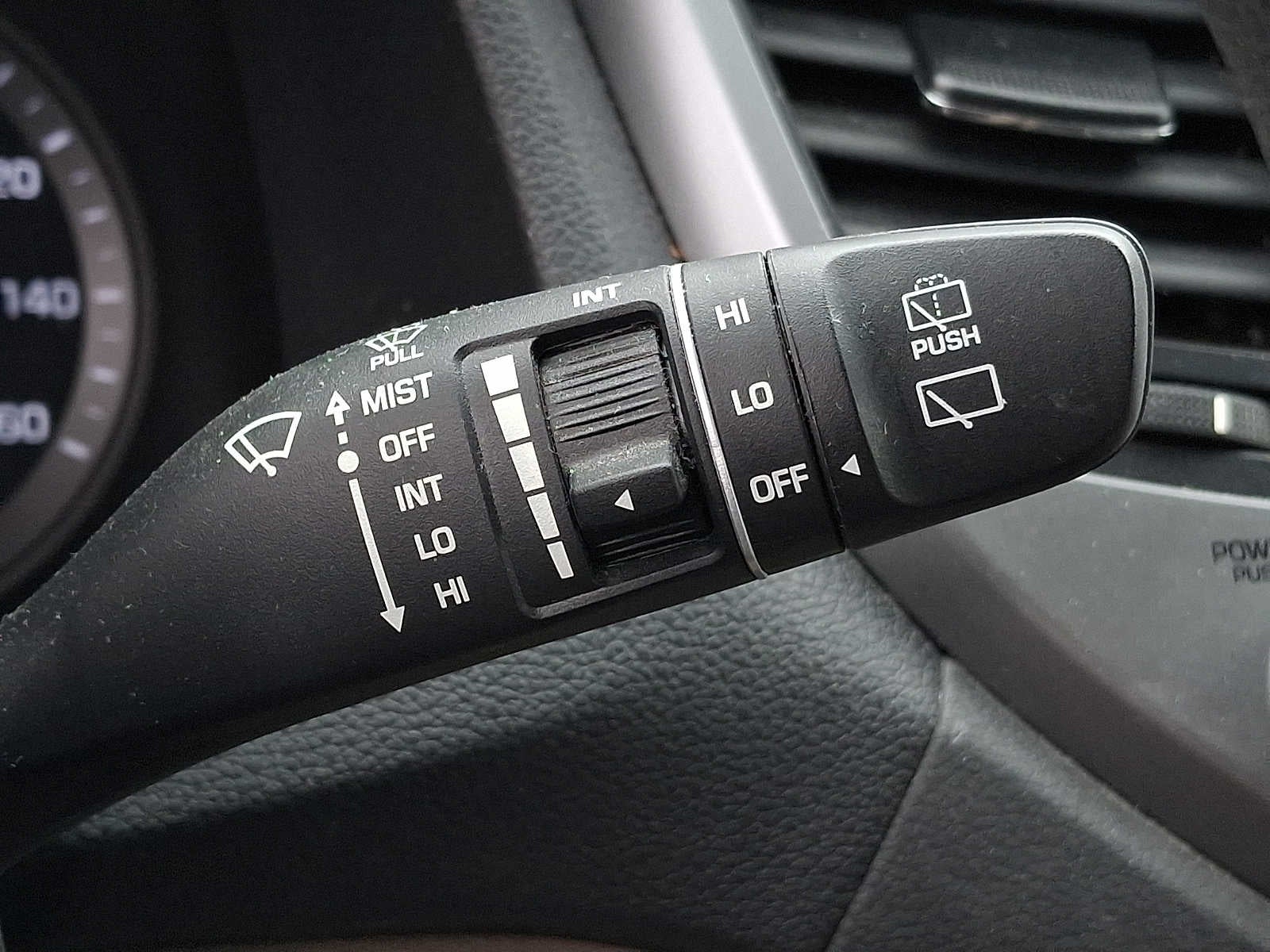 2016 Hyundai Tucson AWD 4dr SE w/Beige Int