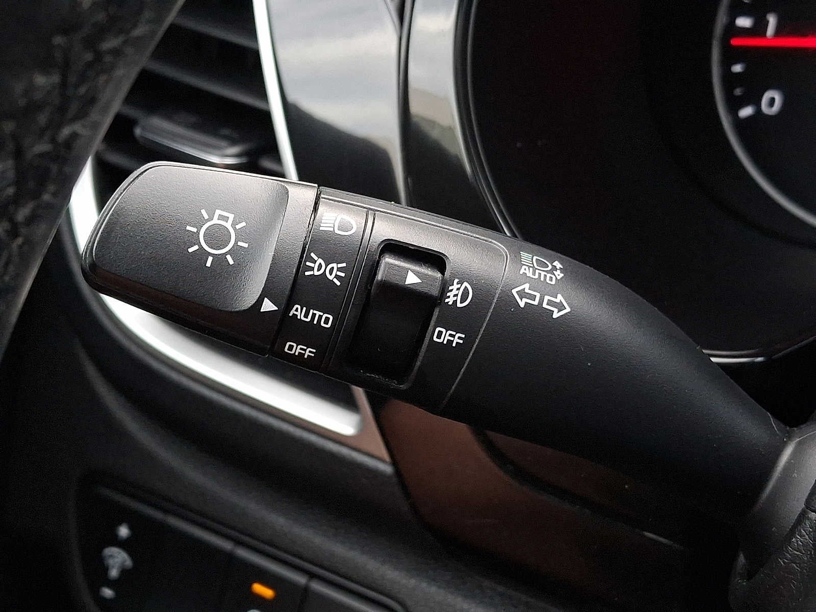 2023 Kia Seltos EX IVT AWD