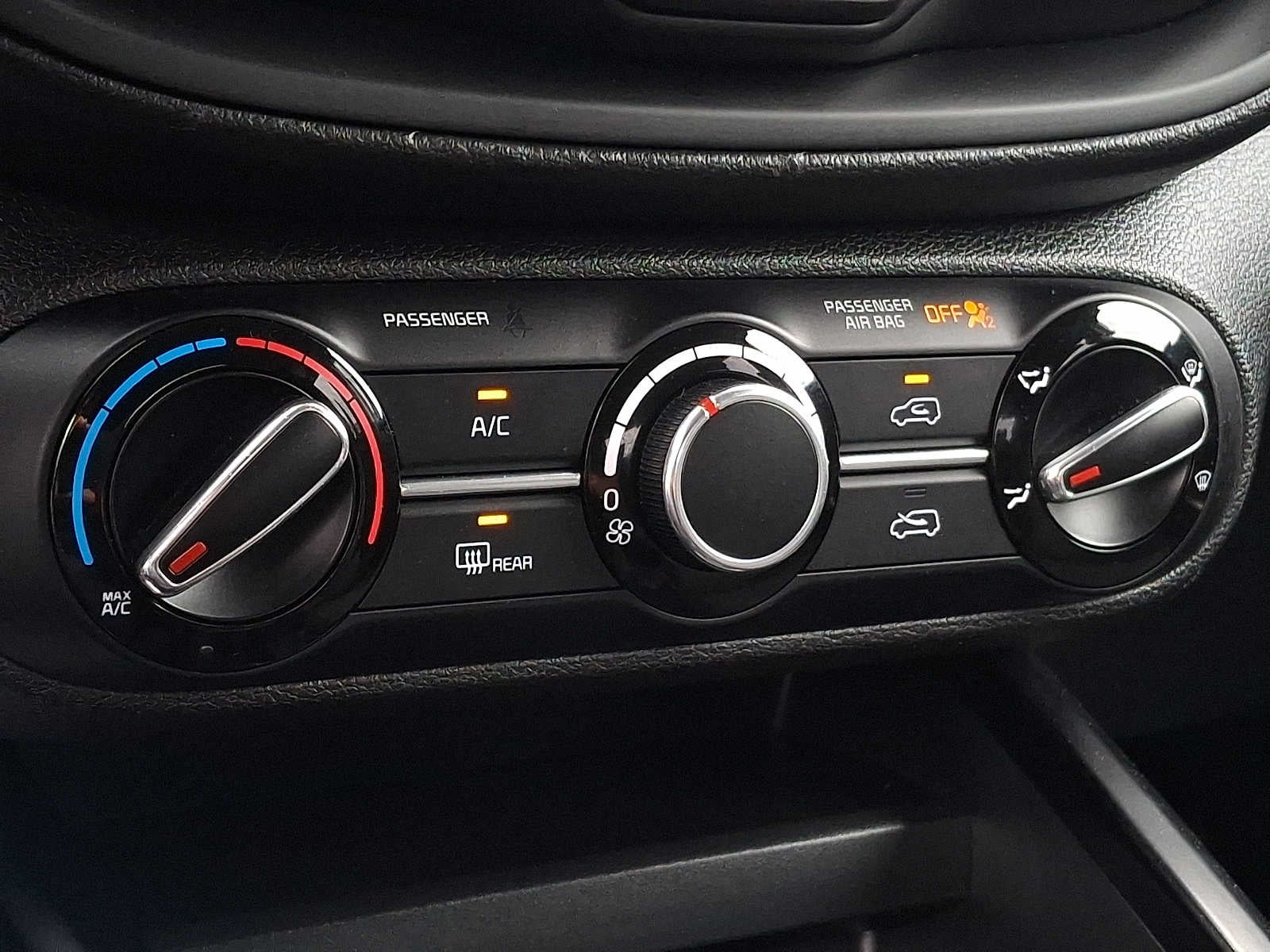 2023 Kia Soul LX IVT