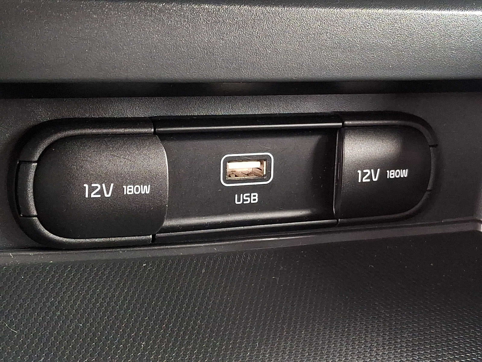 2023 Kia Soul LX IVT