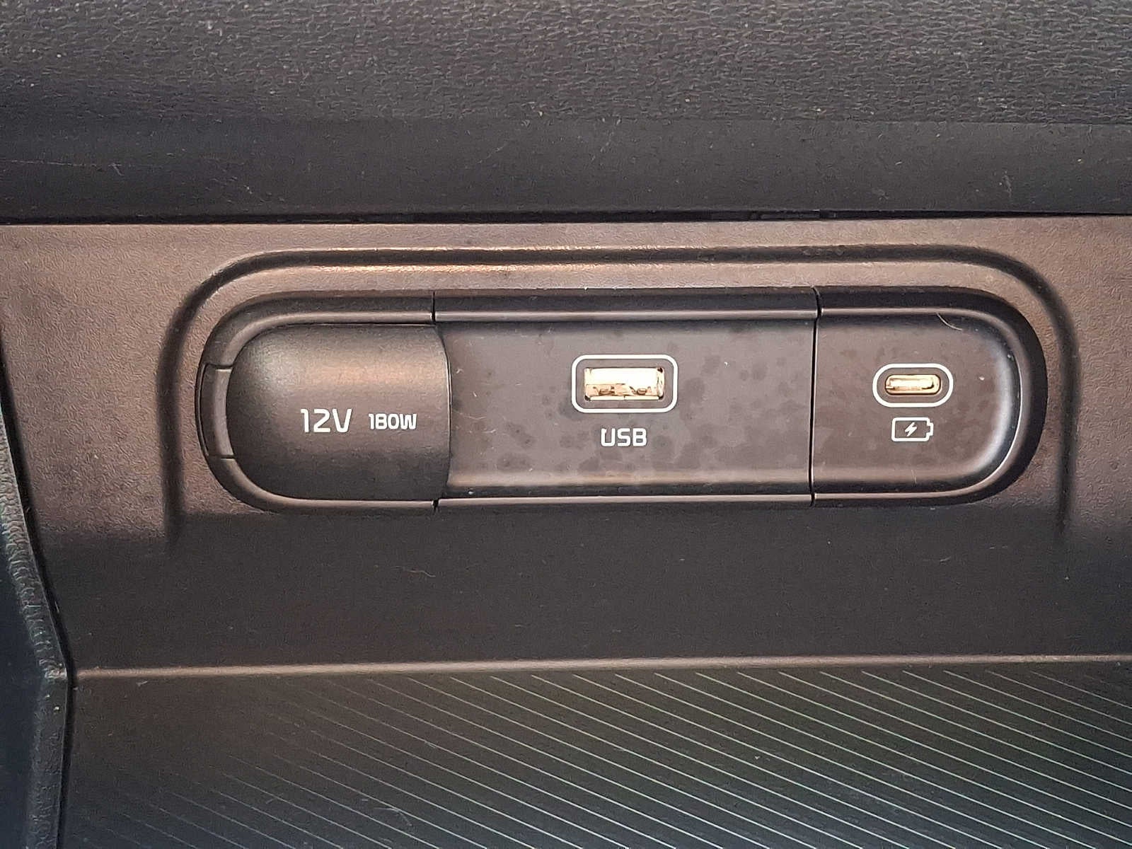 2023 Kia Sportage LX AWD