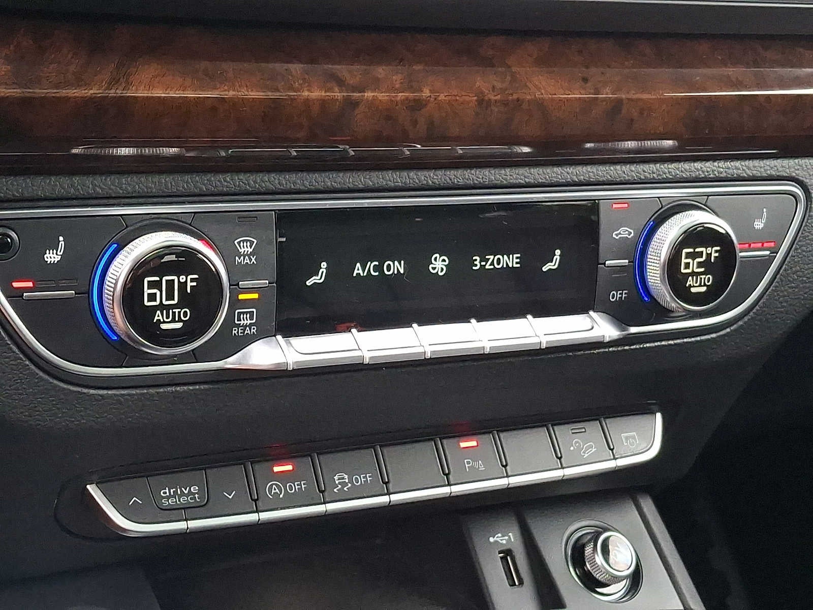2019 Audi Q5 Premium Plus 45 TFSI quattro