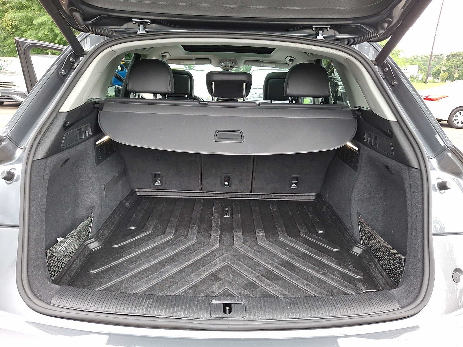 2019 Audi Q5 Premium Plus 45 TFSI quattro