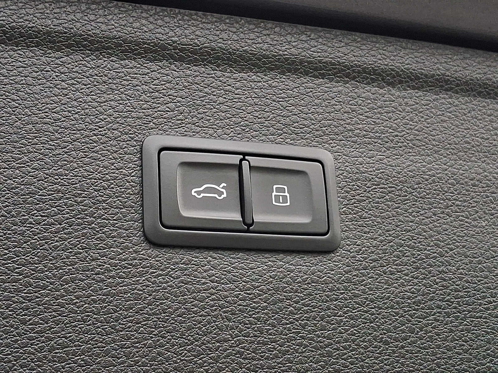 2019 Audi Q5 Premium Plus 45 TFSI quattro