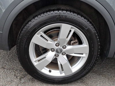 2019 Audi Q5 Premium Plus 45 TFSI quattro
