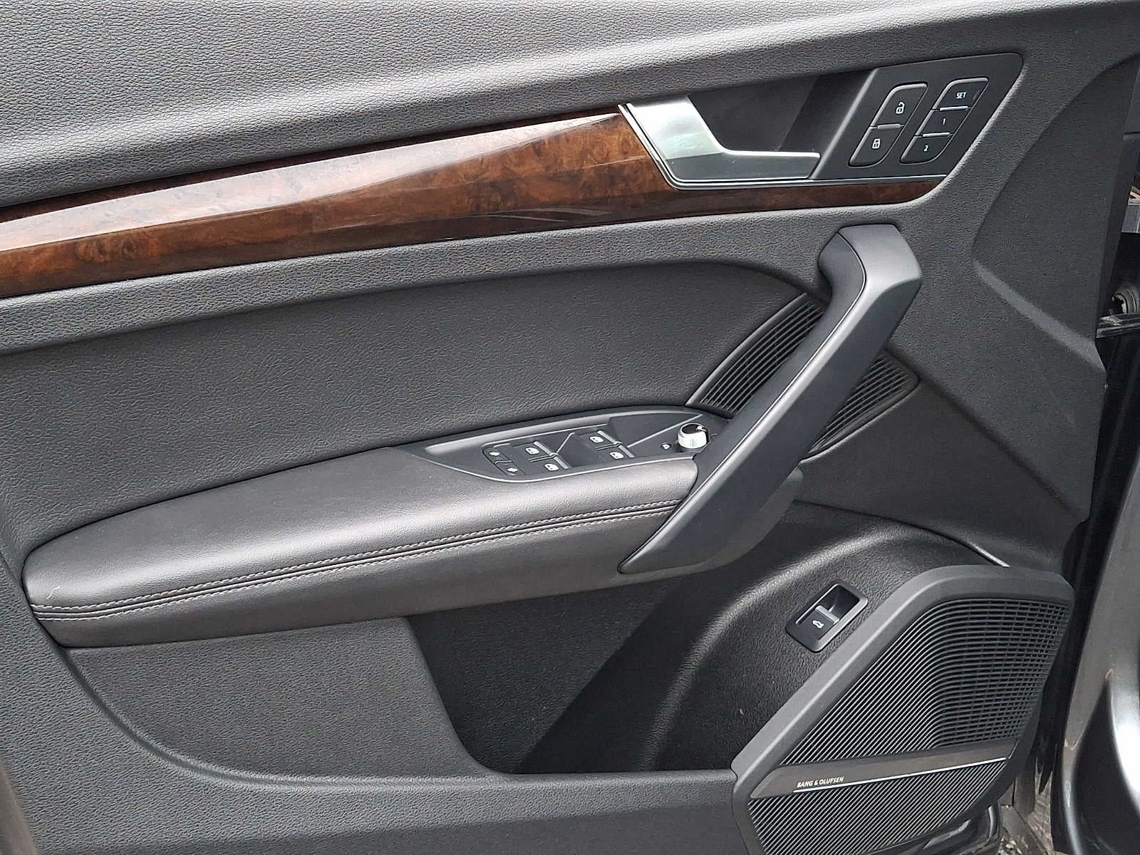 2019 Audi Q5 Premium Plus 45 TFSI quattro