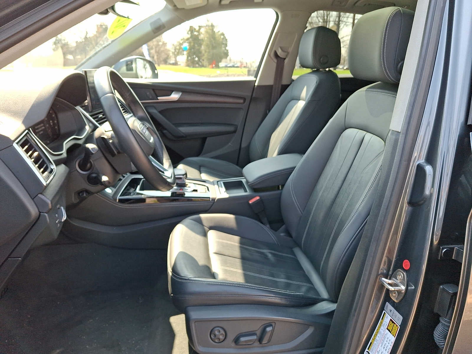 2022 Audi Q5 S line Premium Plus 45 TFSI quattro